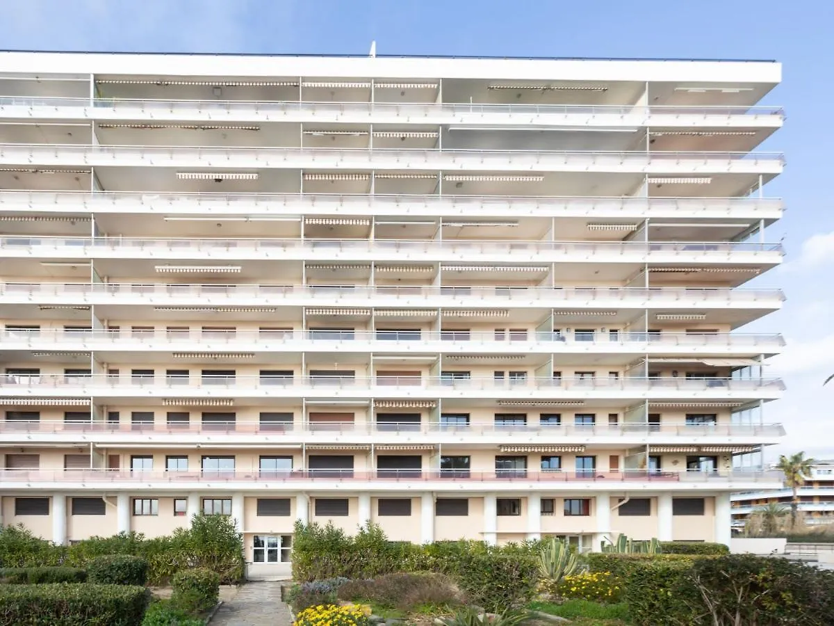 Apartment Studio Le Grand Large-5 By Interhome Le Lavandou France